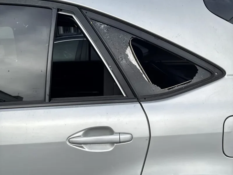 Door Glass Replacement - Image 2